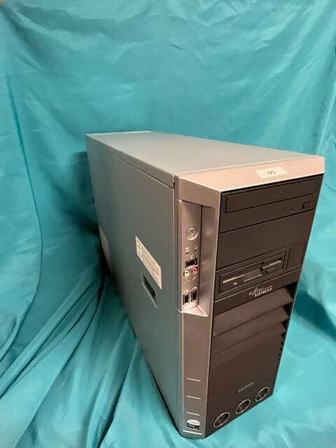 Siemens Fujitsu Tower PC R640 #10498048 / #10141419